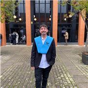 Profesor titulado en el grado de Filología Hispánica por la Universidad del País vasco